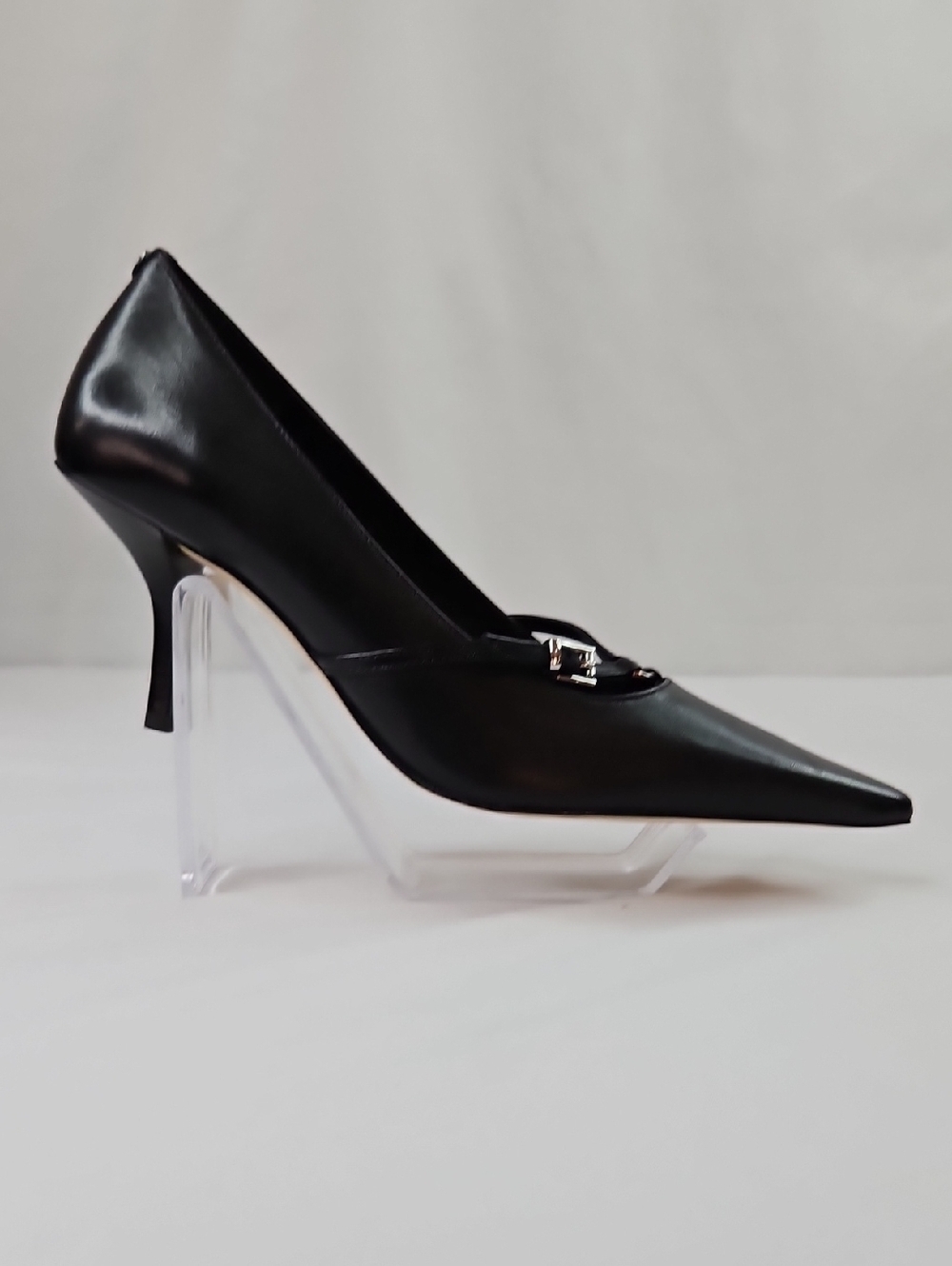 Michael Kors Selina Black Pointed Toe Leather Pump Silver Accent Size 6.5 NWT